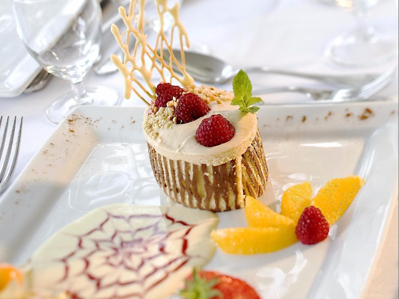 Logis Hotel Royal Saint-Mart Royat Bagian luar foto