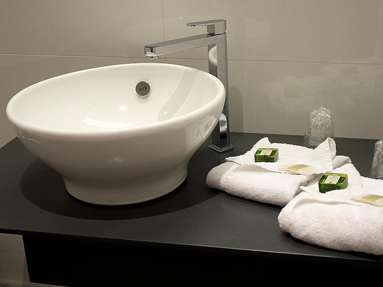 Logis Hotel Royal Saint-Mart Royat Bagian luar foto